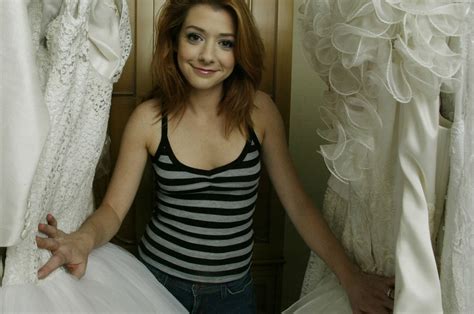 2560x1700 Resolution Alyson Hannigan Sexy Hd Images Chromebook Pixel