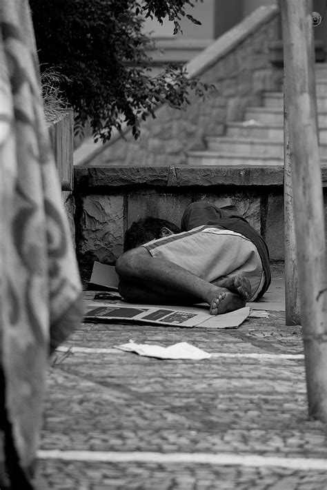 LISTEN: What Being Homeless Means For Foot Health – Canadian Podiatric