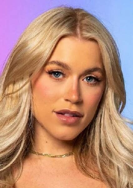 Elle Brooke Fan Casting