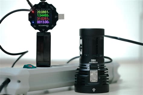 Acebeam X50 review: Very bright flashlight with 40,000 lumen (11% ...