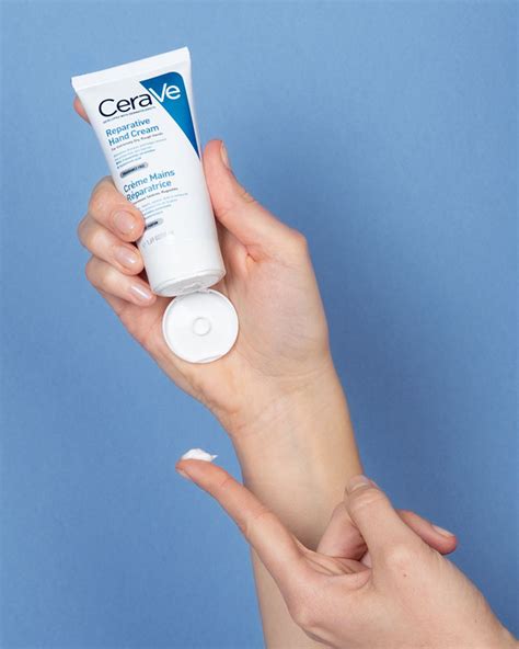CeraVe Therapeutic Hand Cream for Dry Cracked Hands | CeraVe UK