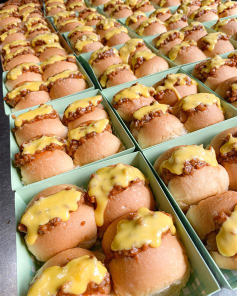 Sandwich, Mini Hotdog, Cake, Lemonade | Pemesanan Goodie bag Mini