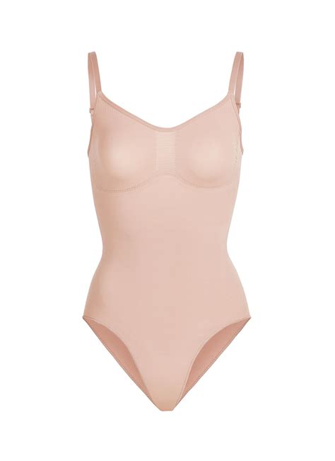 skims seamless sculpt sculpting bodysuit  snaps smart closet