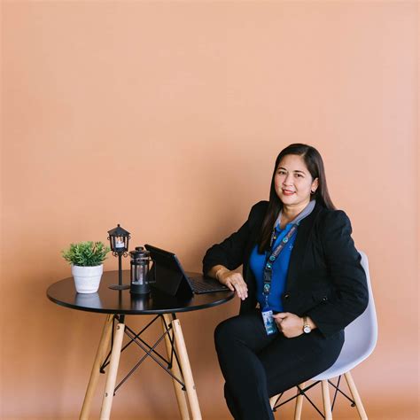 Lynville Land - Yelena Occidental | Santa Cruz