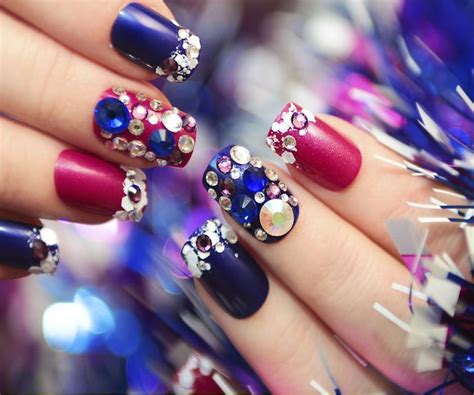 Aprende a poner las uñas gel - Academia de peluquería y estética en ...