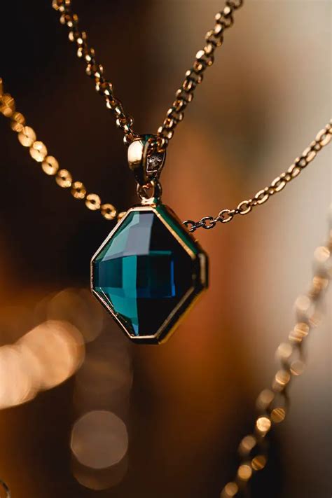 Here's What DL Means On Jewelry!