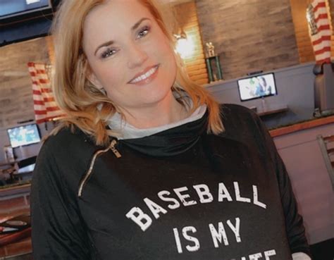 Laurie Urlacher: What Happened To Brian Urlacher Ex-wife?