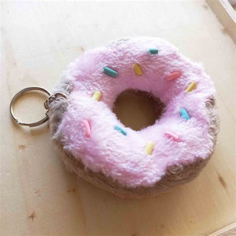 Fluffy Donut Key Ring – Soozities
