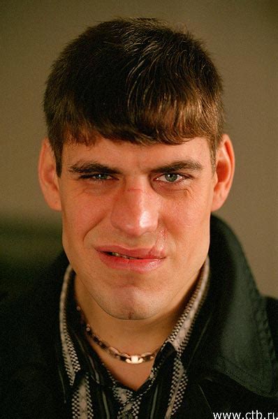 Дмитрий Дюжев — биография, фильмография, фотографии актёра, режиссёра
