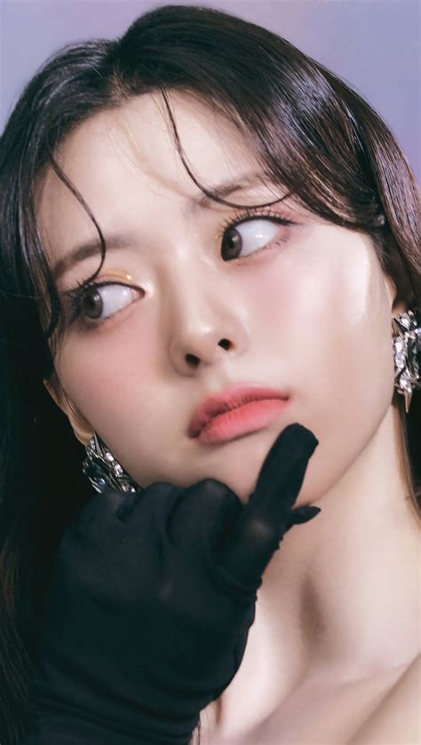 Yuna ITZY Checkmate Wallpaper 4k HD ID:10274