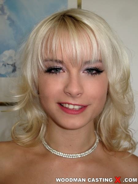 Mia Magma - model profile - indexxx.com