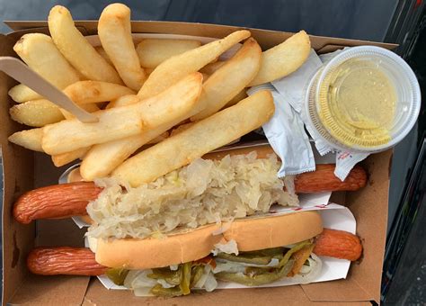 Hartford Ct Hot Dogs at Gina Stach blog