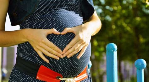 Top 10 List of Foods to Eat During Pregnancy in 2025