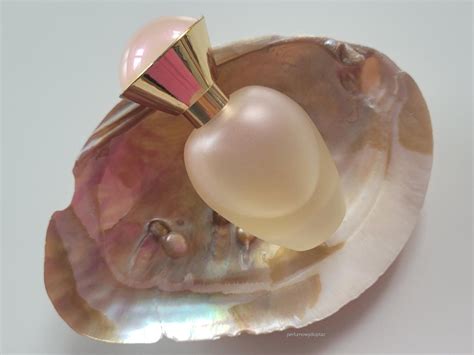 Rare Pearls Avon άρωμα - ένα άρωμα για γυναίκες 2004