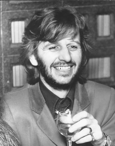 Ринго Старр | Ringo starr, Paul mccartney, Beatles pictures