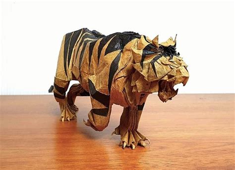 The 7 most roarsome Origami Tigers you can find. | Origami tiger, Book ...