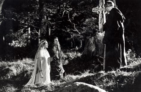 Catherine Mccormack Nude