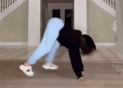 Twerking Gif - IceGif