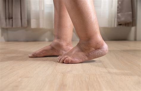 Say Goodbye to Swollen Legs – This Simple Trick Works Fast to Fight