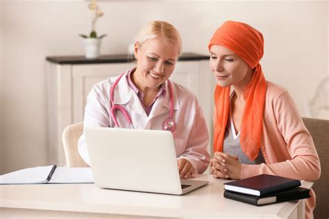 Oncologista Trata O Quê - Oncologista: o que é, que doenças trata e quando consultar - Tua Saúde