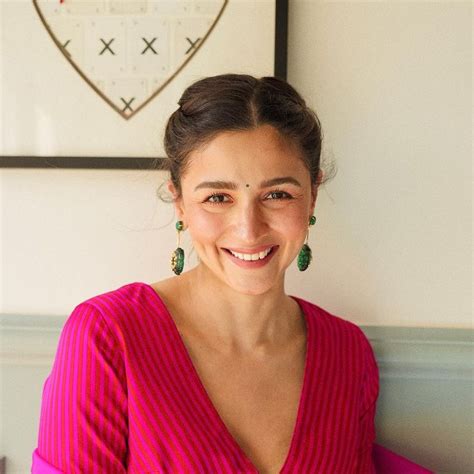 ALIA BHATT News | Latest ALIA BHATT Updates, Stories & Photos | Vogue India