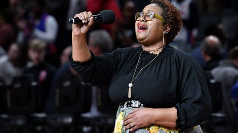 Detroit's LaShell Renee Griffin raises 'Banner' for Pistons