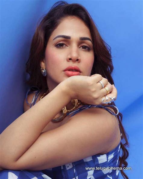 lavanya prefers blue telugu cinema