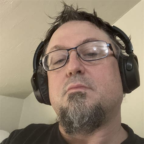 sniffies id 5