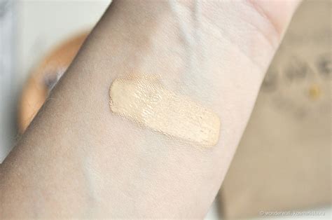 Матирующий тональный крем Lumene Matte oil-control Foundation 1 Classic ...