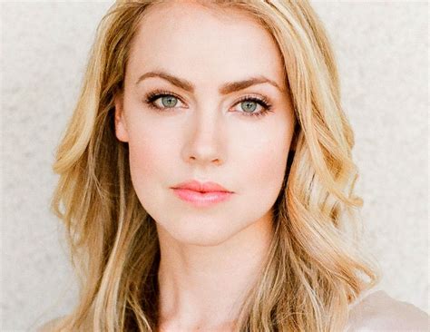 Actress Amanda Schull 60 Photos - Moonagedaydream.film