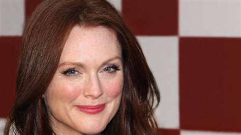 Julianne Moore Smoking Mary And George Star Nicholas Galitzine Praises