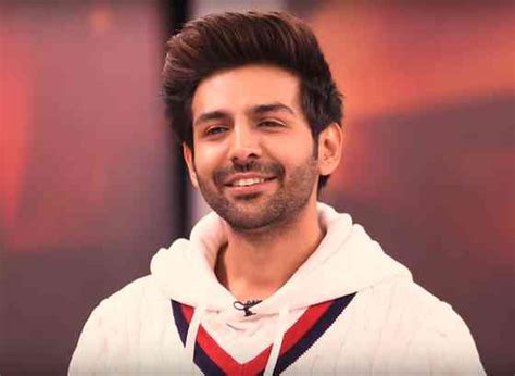 Kartik Aaryan Height, Age, Net Worth, Affair, and More