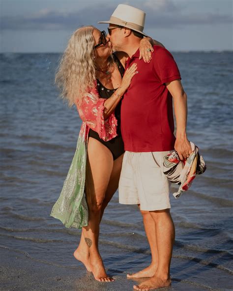 Hoje fazemos 15 anos de casados. E como é Dia do Senhor do Bonfim é pra