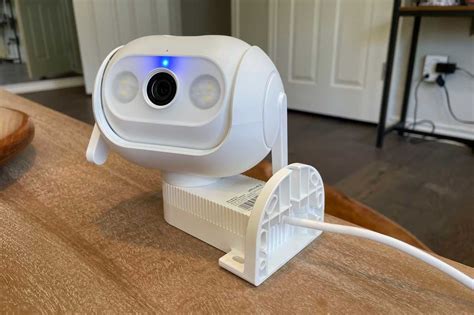 Imilab EC5 Floodlight Camera 2K review: Unique, inexpensive | TechHive