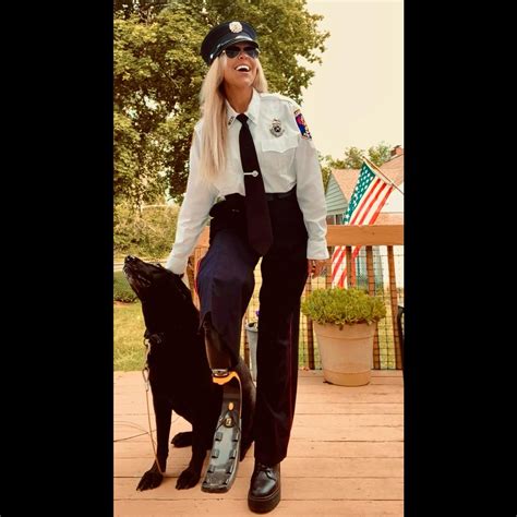 Amanda Sullivan - If you don't follow my girl, Tiphany Adams, on