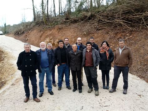 Inaugurada la pista que une La Roza, Vallobil y Bada, en el concejo de ...