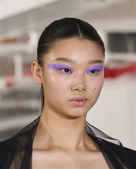 The Spring 2023 Beauty Trends to Start Wearing Now - FASHION Magazine