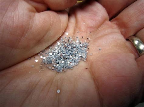 A brief history of glitter and where it originated from | IBTimes UK