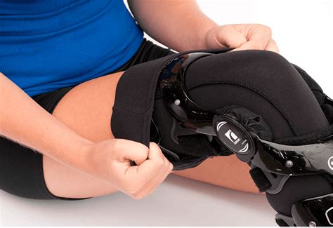 Best Fractured Patella Knee Brace by a Knee Specialist