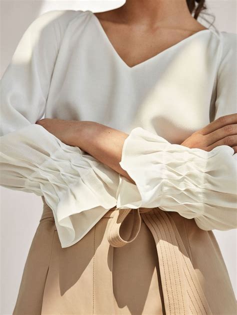 ︎Massimo Dutti | Sleeves designs for dresses, Designs for dresses ...