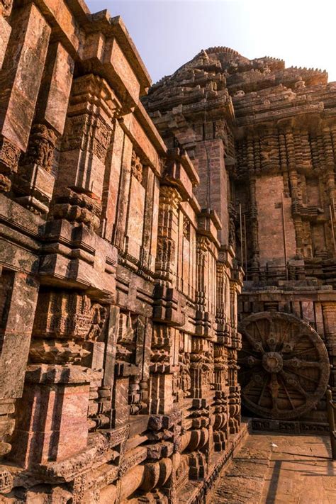 year  sun temple designed  chariot konark orissa india