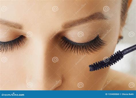 Female Eye with Extreme Long Eyelashes and Brush of Mascara. Make-up ...
