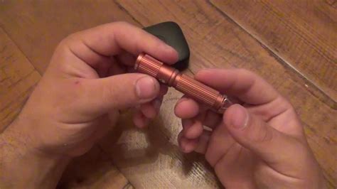 Flashlight Review : Olight i3S EOS Limited Edition - YouTube
