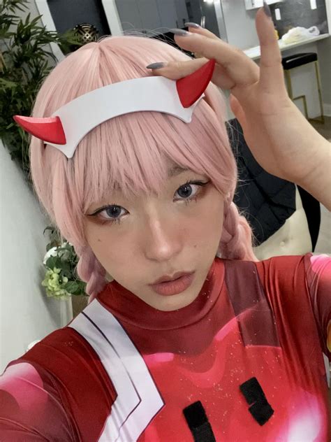 Who Should I cosplay?