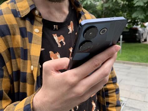 Смартфон Tecno Camon 20 - отзыв на телефон Текон 20 с фото