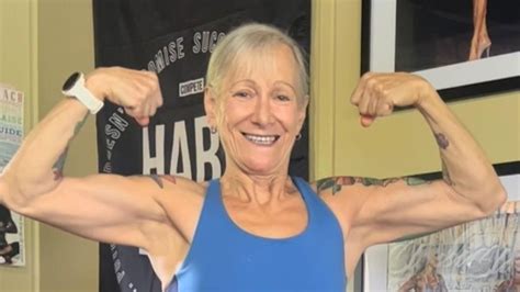 “I Had No Excuse”: Ripped at Age 61, Granny Takes Internet by Storm