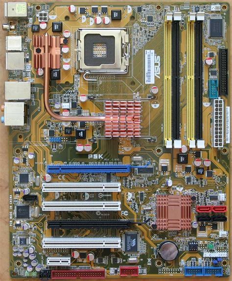 Asus P5K – младшенькая в серии материнских плат Asus на чипсете Intel ...