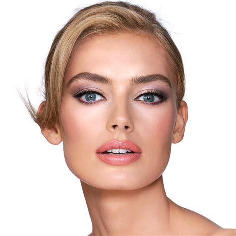 The Uptown Girl - Gorgeous Grey Makeup Look Set - Light | Charlotte Tilbury