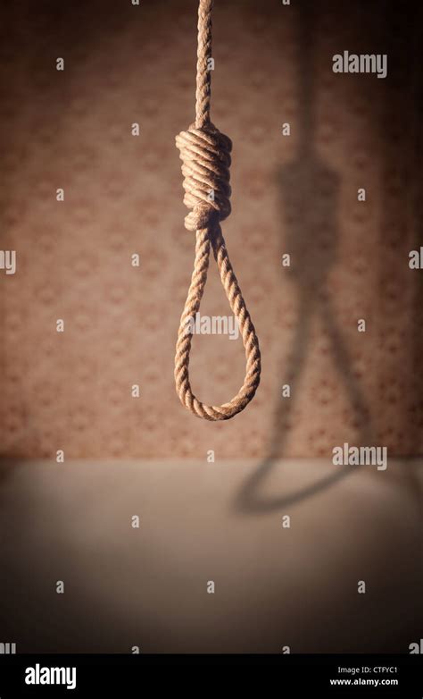 Hangman gallows hi-res stock photography and images - Alamy