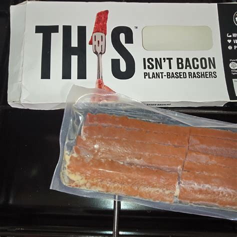 Supersupergirl's Food Reviews: [Review] THIS isn't bacon rashers